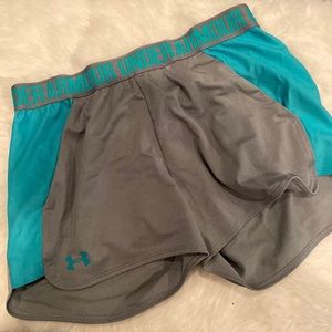 UNDER ARMOUR RUNNING SHORTS